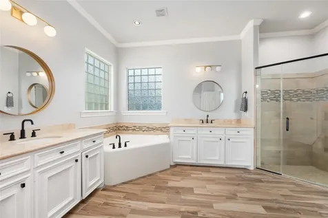11706 Edgewater Court Montgomery TX 77356