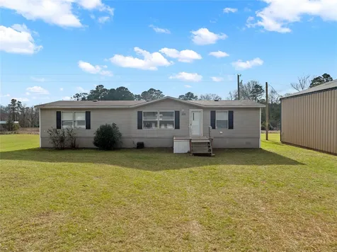 220 Pr 8464 Broaddus TX 75929