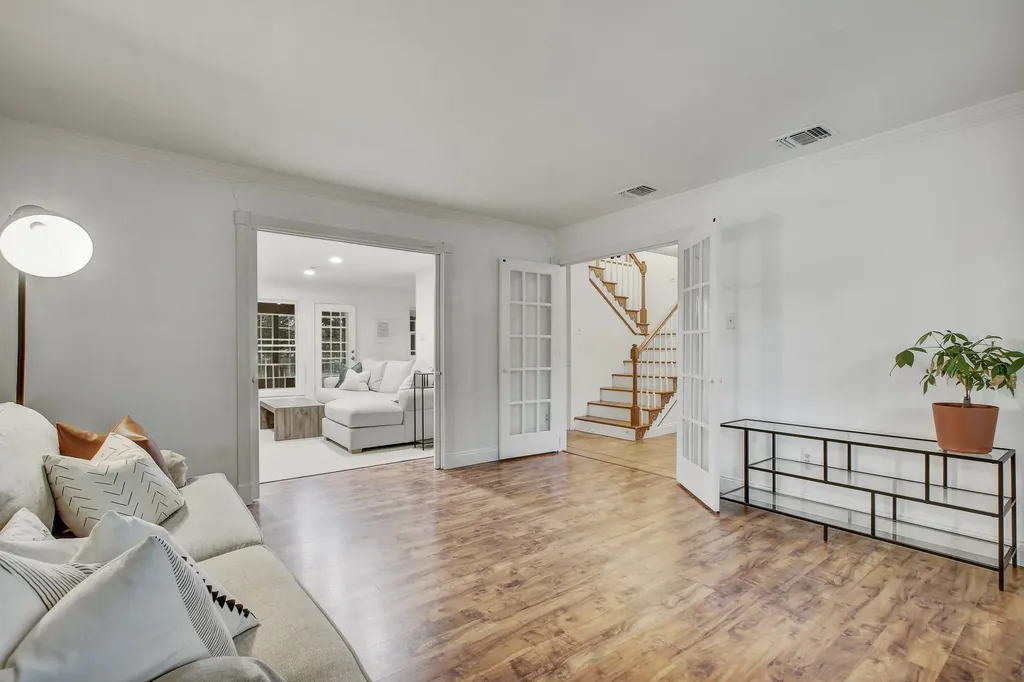 11831 Carshalton Drive Austin TX 78758