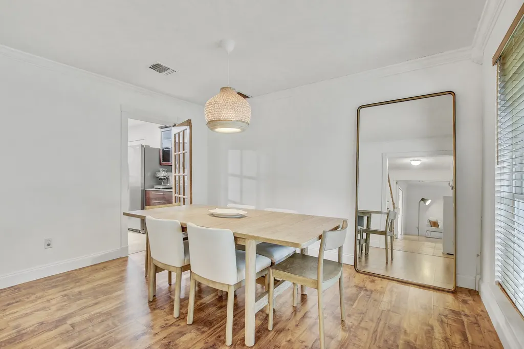 11831 Carshalton Drive Austin TX 78758