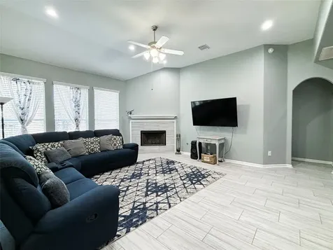 7915 Corrian Park Circle Houston TX 77040