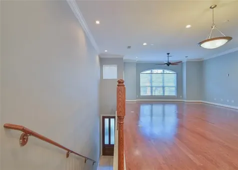42 Versante Court Houston TX 77070