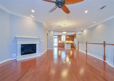 42 Versante Court Houston TX 77070