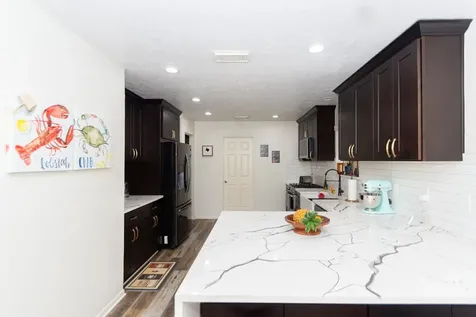 1714 Oak Valley Drive Kemah TX 77565