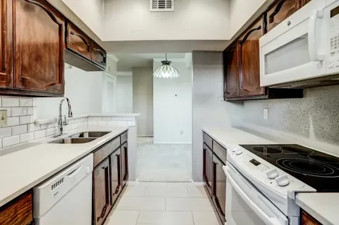 1881 Bering Drive 12 Houston TX 77057