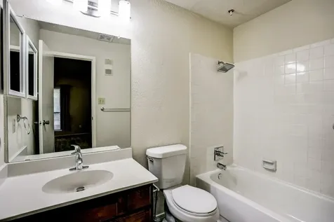 1881 Bering Drive 12 Houston TX 77057