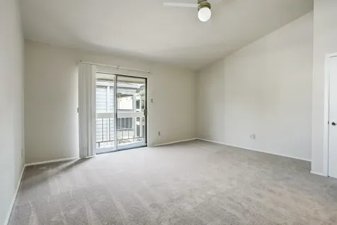 1881 Bering Drive 12 Houston TX 77057