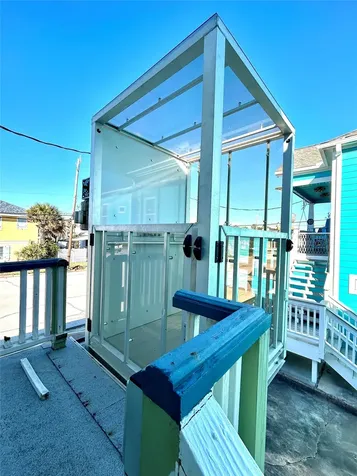 1328 Avenue N 1/2 Galveston TX 77550