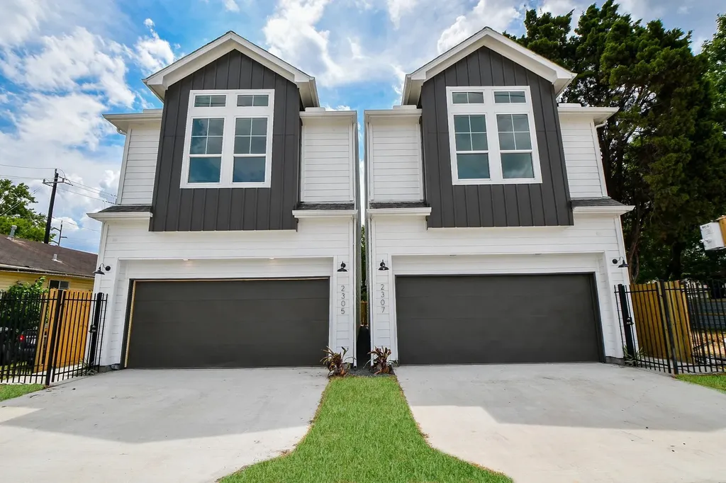 2305 Maury Street Houston TX 77026