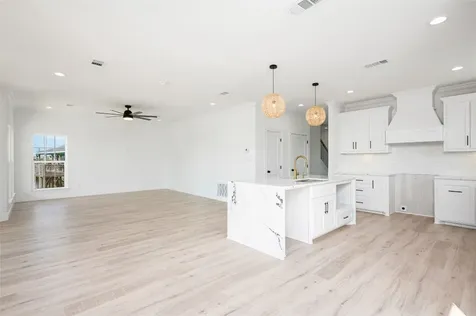 101 Ocean Shore Drive Crystal Beach TX 77650