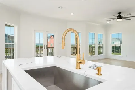 101 Ocean Shore Drive Crystal Beach TX 77650