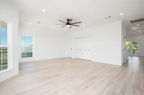 101 Ocean Shore Drive Crystal Beach TX 77650