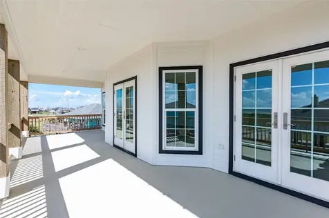 101 Ocean Shore Drive Crystal Beach TX 77650