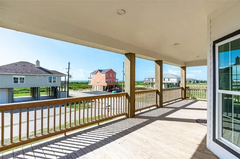101 Ocean Shore Drive Crystal Beach TX 77650