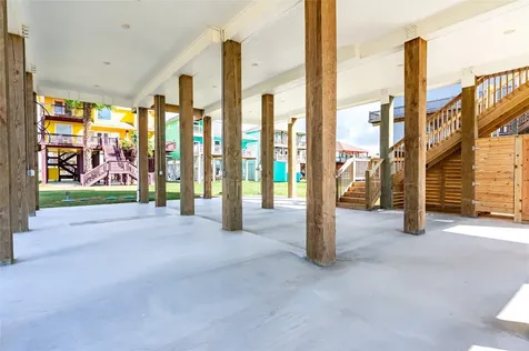 101 Ocean Shore Drive Crystal Beach TX 77650
