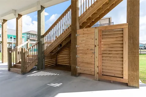 101 Ocean Shore Drive Crystal Beach TX 77650