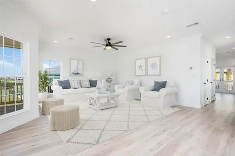 101 Ocean Shore Drive Crystal Beach TX 77650