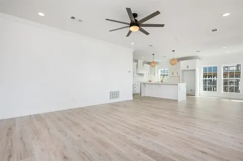 101 Ocean Shore Drive Crystal Beach TX 77650