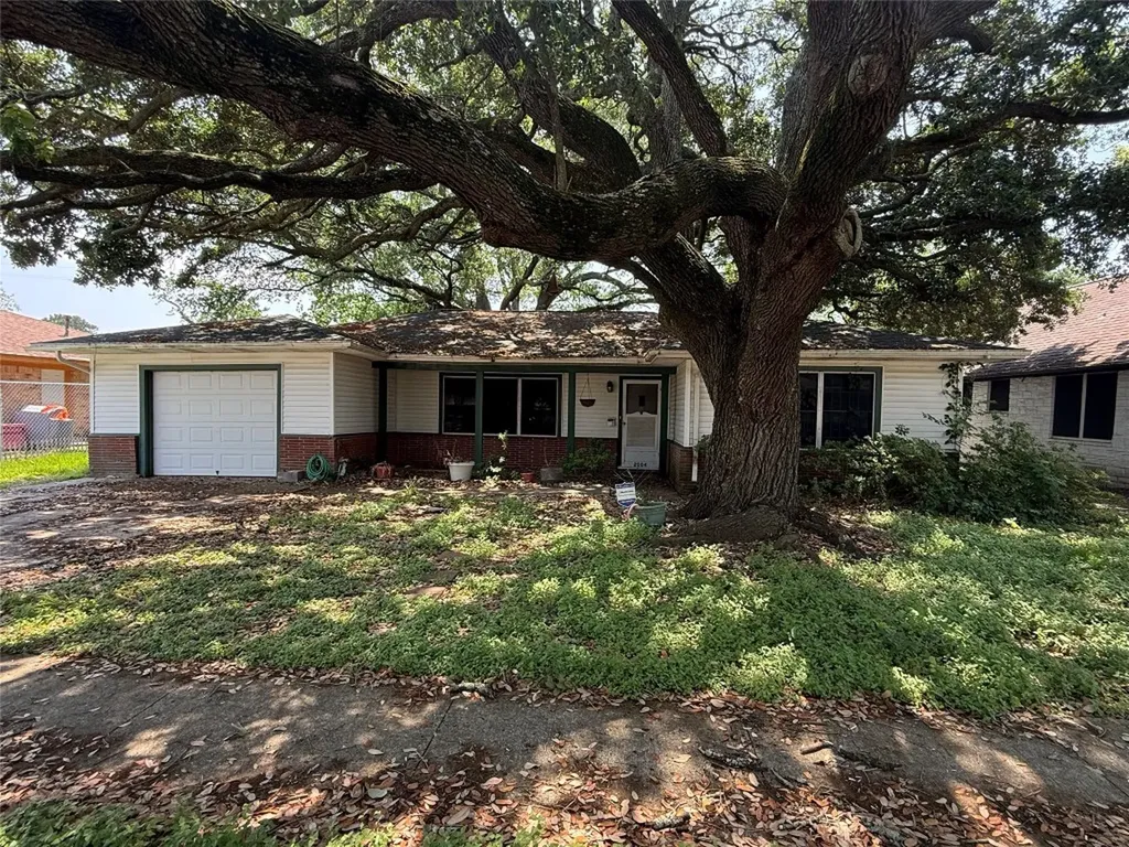 2004 Florida Street Baytown TX 77520