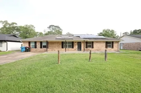 134 Woodlawn Drive Sour Lake TX 77659