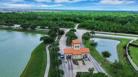 3 Avery Brook Court Manvel TX 77578
