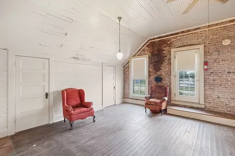 107 E Main Street Eagle Lake TX 77434