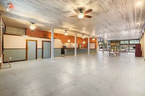 107 E Main Street Eagle Lake TX 77434