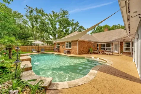 15402 Willow Shores Drive Houston TX 77062