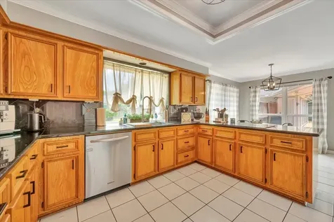 15402 Willow Shores Drive Houston TX 77062