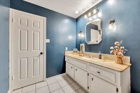 15402 Willow Shores Drive Houston TX 77062