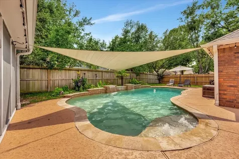 15402 Willow Shores Drive Houston TX 77062