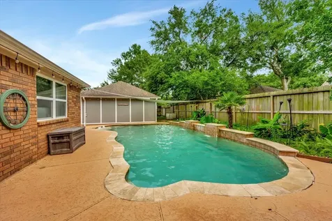 15402 Willow Shores Drive Houston TX 77062