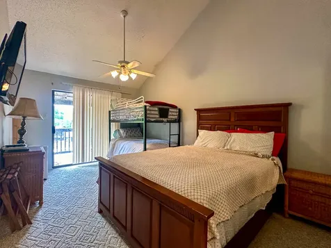 200 Fountain Lake W 128 Livingston TX 77351