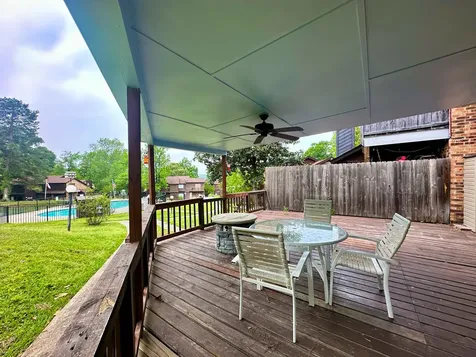 200 Fountain Lake W 128 Livingston TX 77351