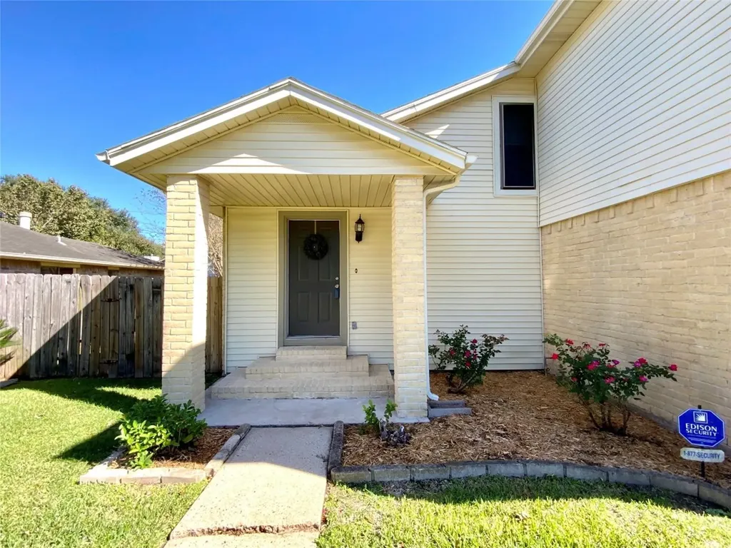 1139 W Brompton Drive Pearland TX 77584