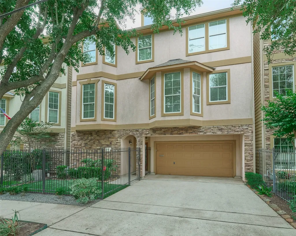 5612 Lacy Street Houston TX 77007