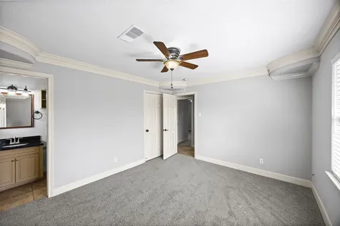 5303 Heatherbrook Drive Houston TX 77045