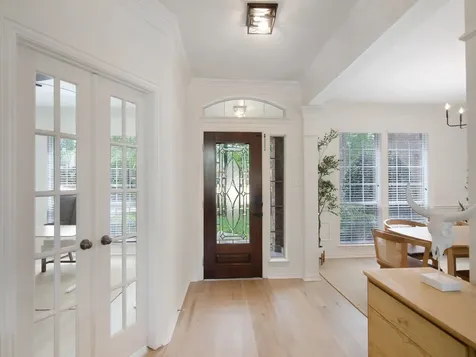 11 Barlow Court The Woodlands TX 77382