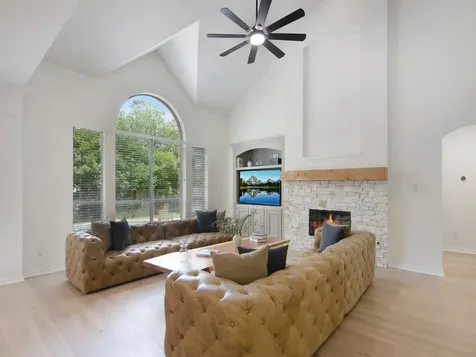 11 Barlow Court The Woodlands TX 77382