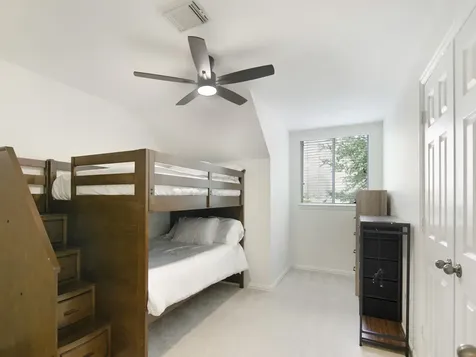 11 Barlow Court The Woodlands TX 77382