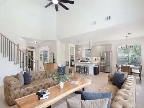 11 Barlow Court The Woodlands TX 77382