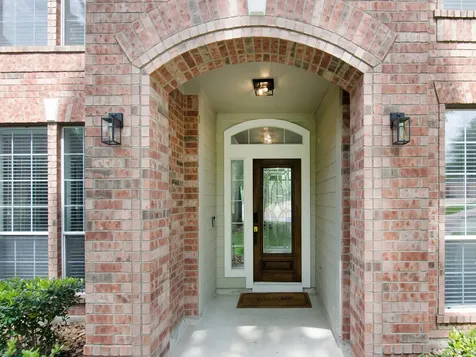 11 Barlow Court The Woodlands TX 77382
