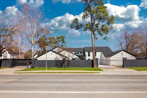 12564 Memorial Drive Houston TX 77024