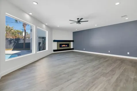 12564 Memorial Drive Houston TX 77024