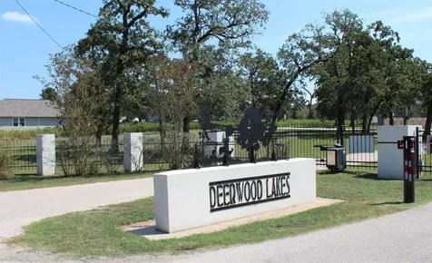 38501 Park View Drive Hempstead TX 77445