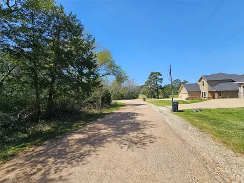 38501 Park View Drive Hempstead TX 77445