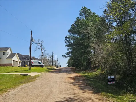 38501 Park View Drive Hempstead TX 77445
