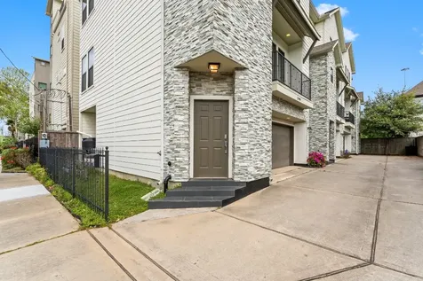 2909 Gillespie Street A Houston TX 77020