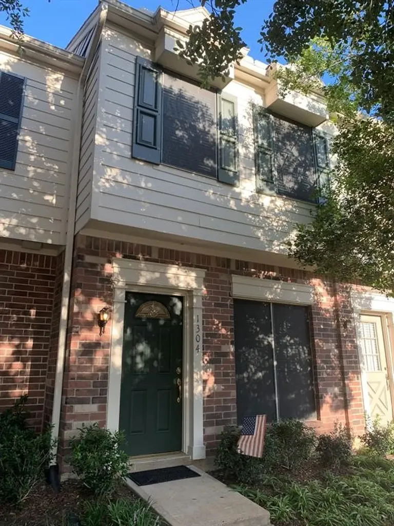 2910 Grants Lake Boulevard 1304 Sugar Land TX 77479