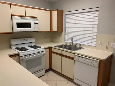 2910 Grants Lake Boulevard 1304 Sugar Land TX 77479